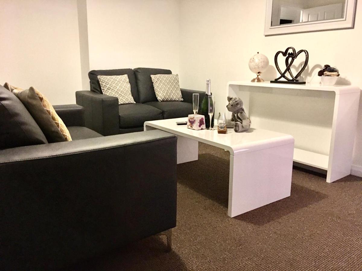Central Spacious 2 Bedroom By Union Square Free Parking Aberdeen Exteriör bild