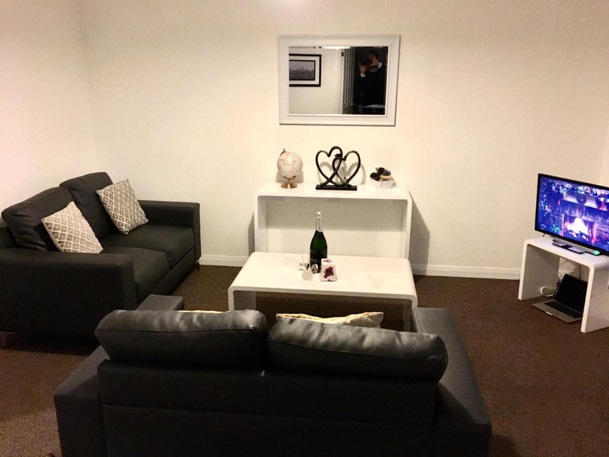 Central Spacious 2 Bedroom By Union Square Free Parking Aberdeen Exteriör bild